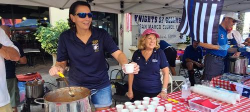 Chief-Tracy-Frazzano-Laura-Geberth-at-the-Booth-serving-chili